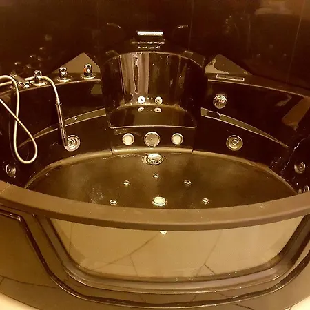 Nocleg ze śniadaniem Revive Luxury 3*